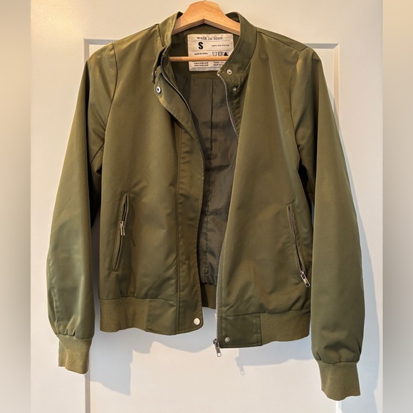 Walk in Love bomber jacket S - Picture 2 of 3